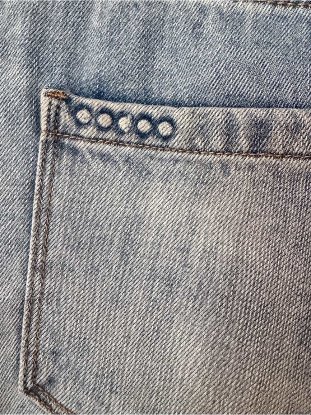 [BLANKNYC] | Raw Hem Denim Mini | Urban Chic‎ - Picture 3 of 7